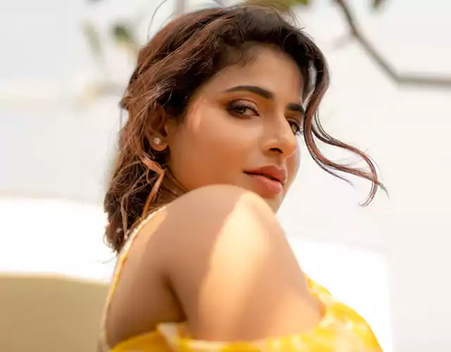 Iswarya Menon New Pictures